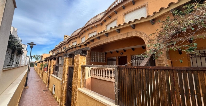 Stadswoning  -  - Guardamar del Segura - Urbanizaciones