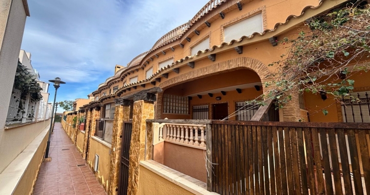  - Stadswoning  - Guardamar del Segura - Urbanizaciones