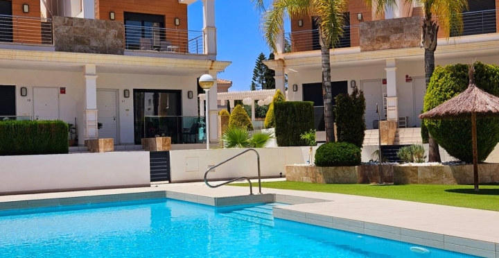 Stadswoning  -  - Ciudad Quesada  - Dona Pepa